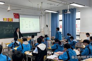 ?威少本赛季至今共抢下58个前场板 联盟后卫球员中排名第一！